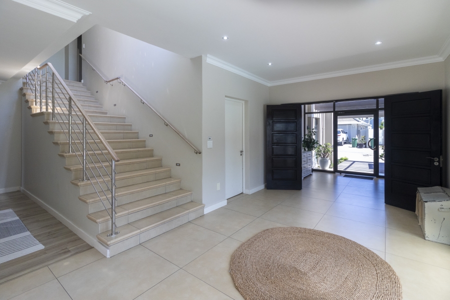 5 Bedroom Property for Sale in Royal Alfred Marina Eastern Cape